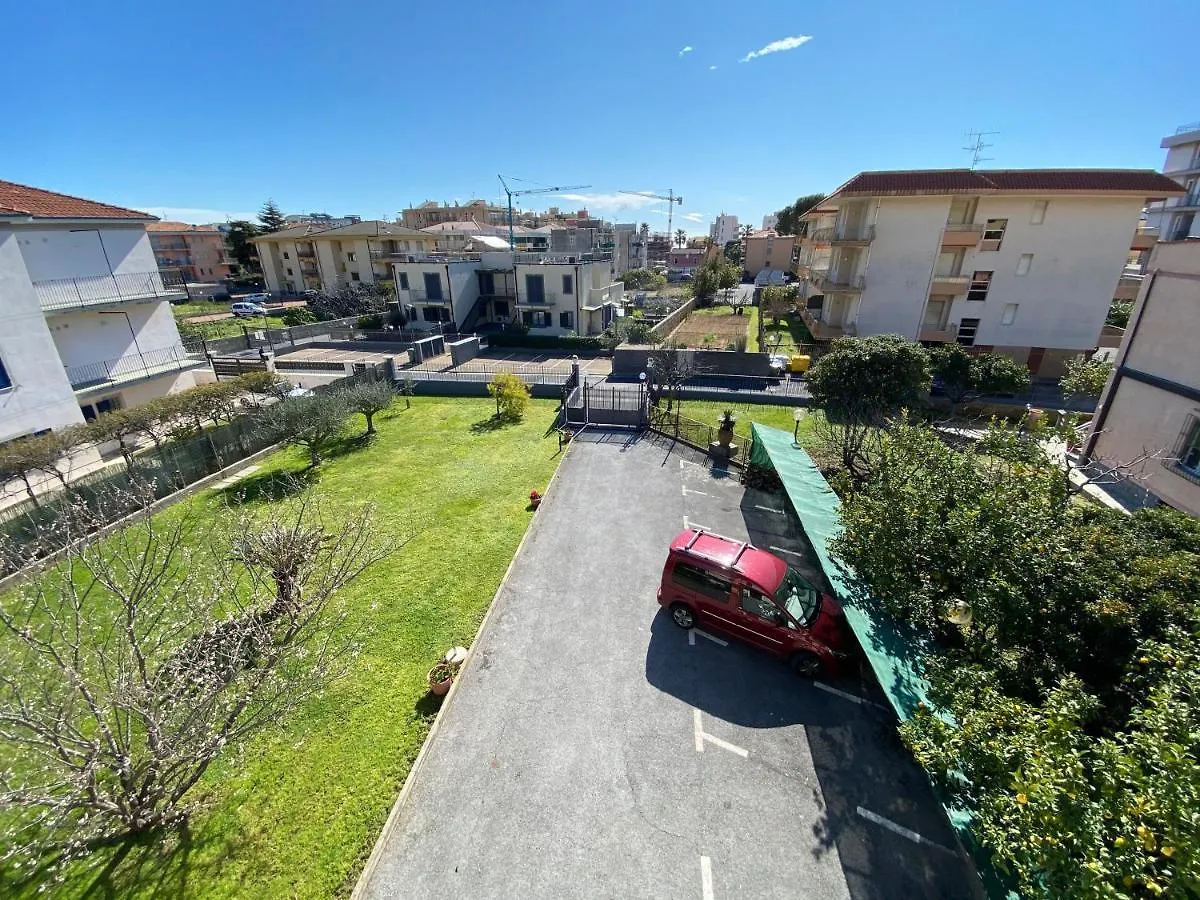 I Fiori Di Pietra 2 Apartment Pietra Ligure