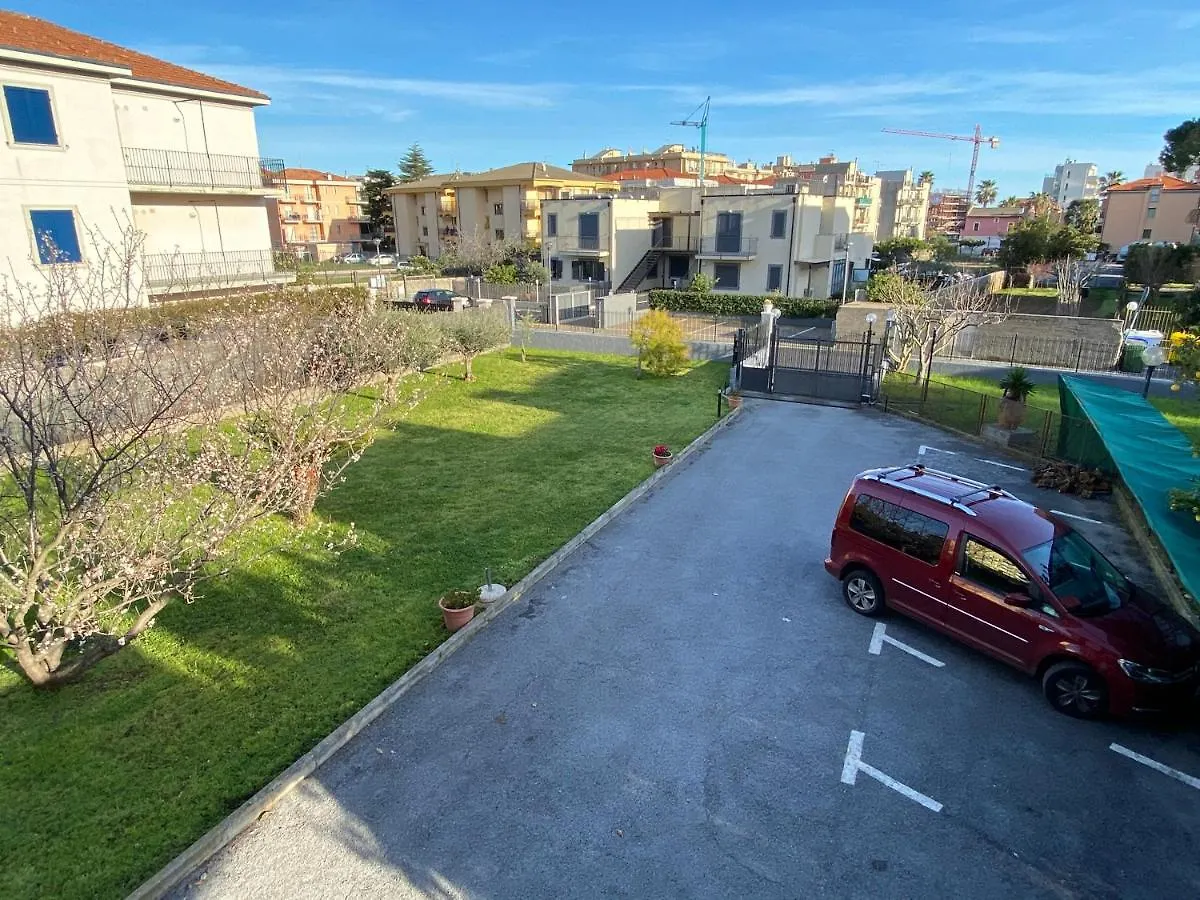 I Fiori Di Pietra 2 Apartment Pietra Ligure Italy